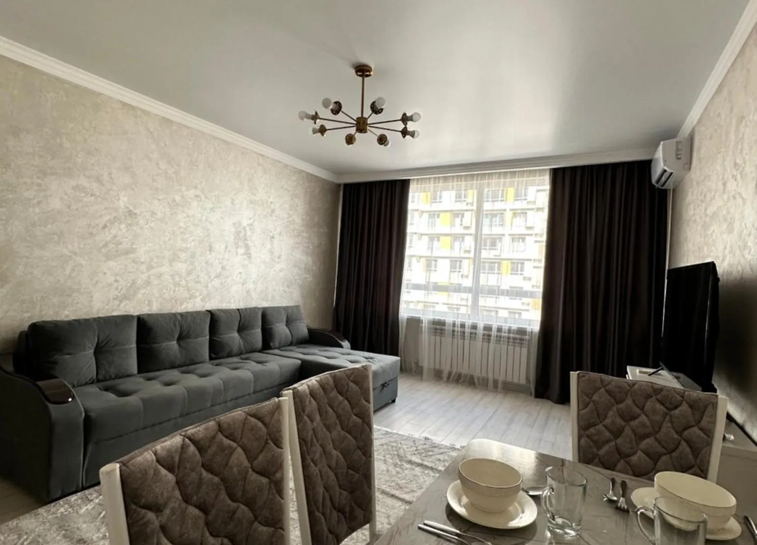 Apartment 2-Комнатная Квартира Жк Rams City Almaty